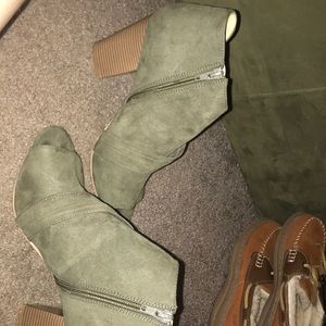 Green peek toe shoes